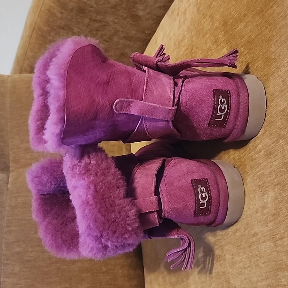 Ugg Boot - image 2